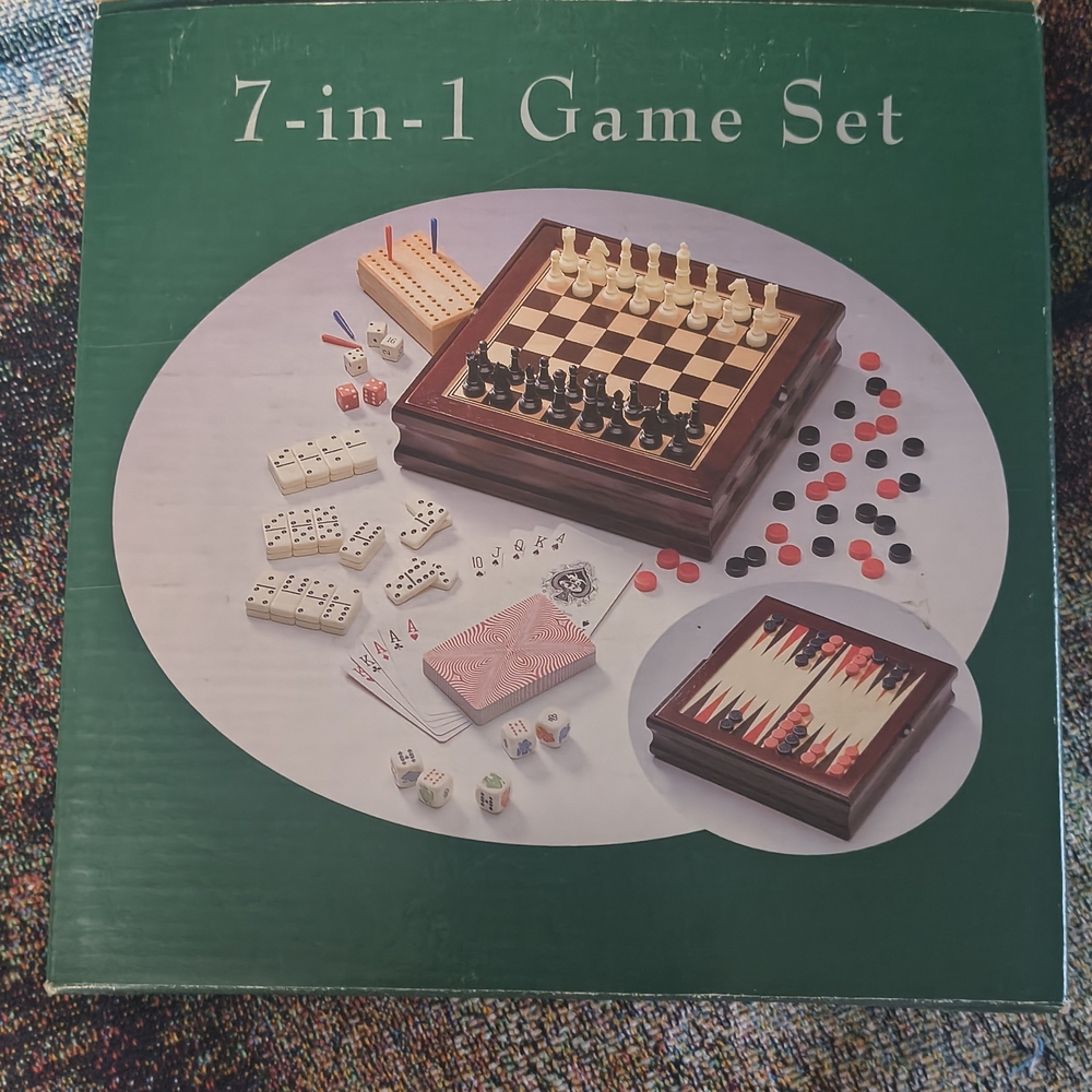 7-in-1 Wooden Game Set Brand New, Great For camping